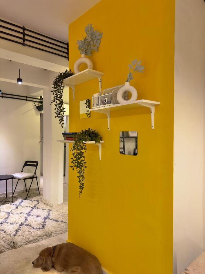 Locomo Express - Stay Work Eat Mumbai Exterior foto