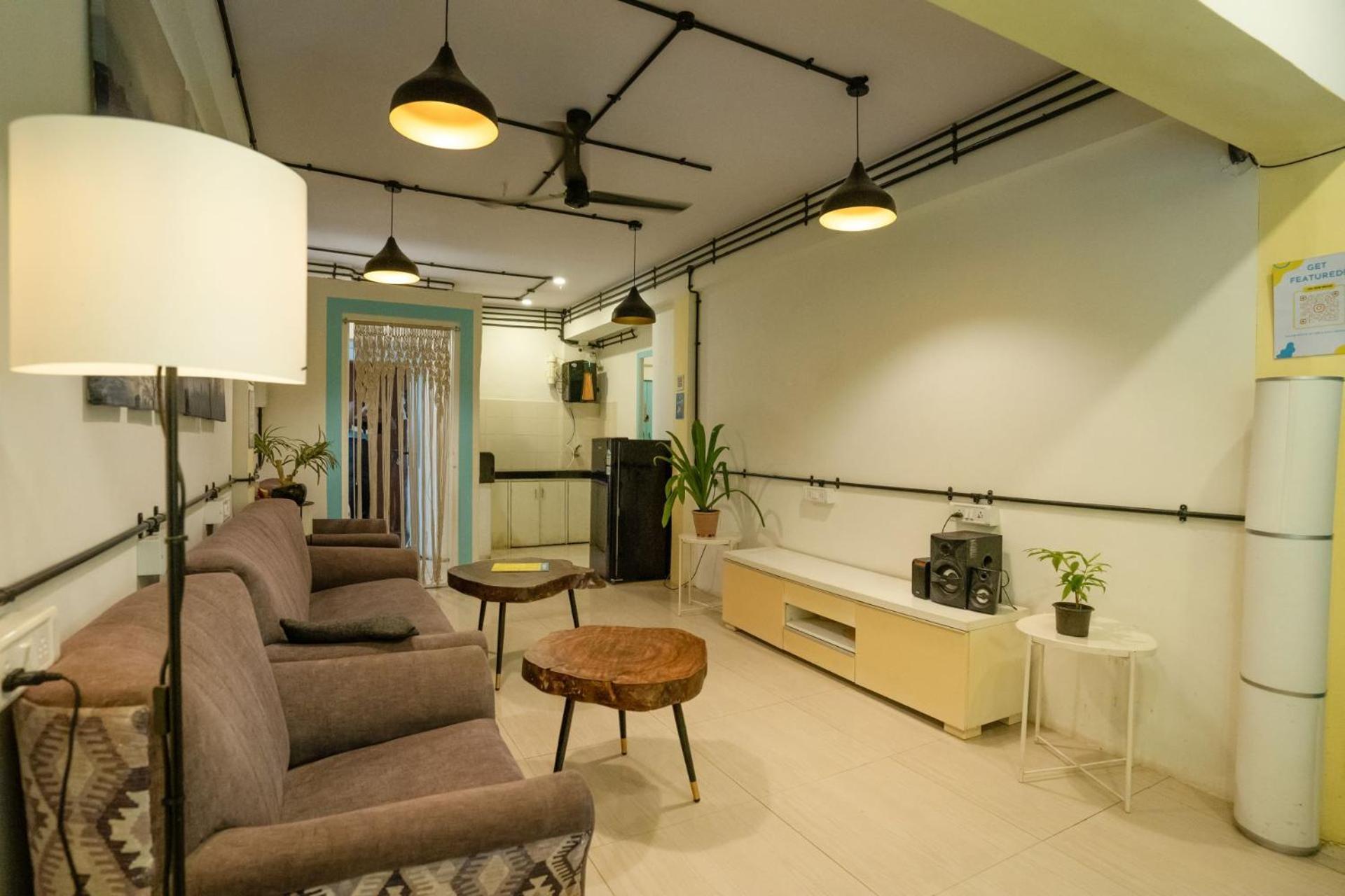 Locomo Express - Stay Work Eat Mumbai Exterior foto